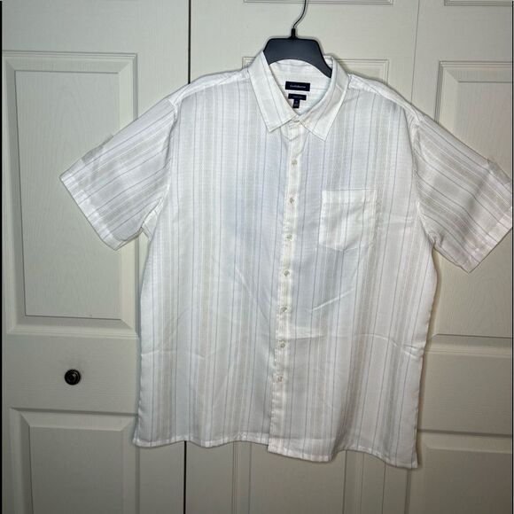 Croft & Barrow Easy Care short sleeve button down Mens Tropical Hawaiian parrot - Picture 7 of 7